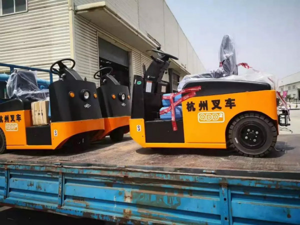 有質量有保證，杭叉的電動牽引車再一次交付天津某企業(yè)！
